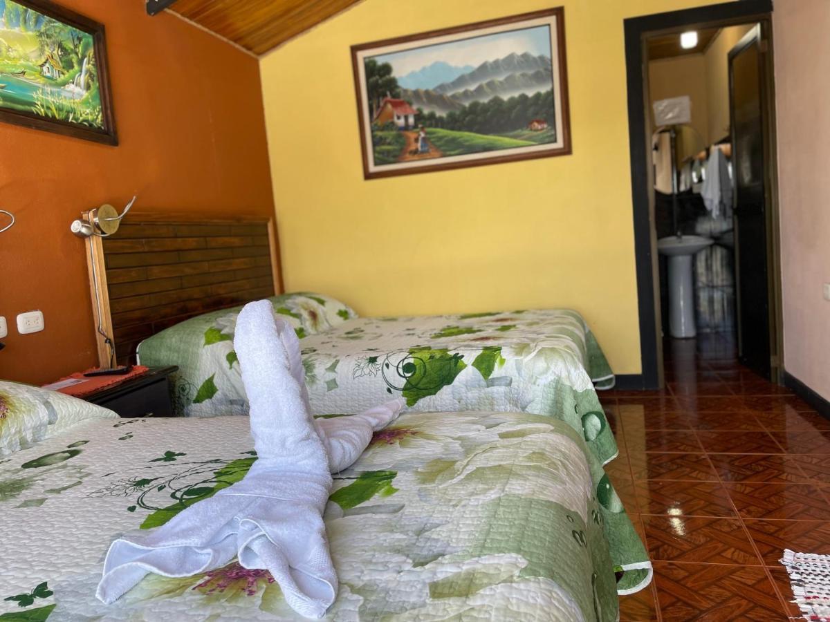 Cabinas Vista Al Golfo Monteverde Exterior photo